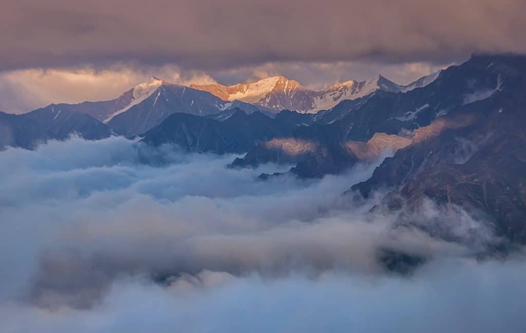 montagne-nuvole-come meditare se non hai tempo