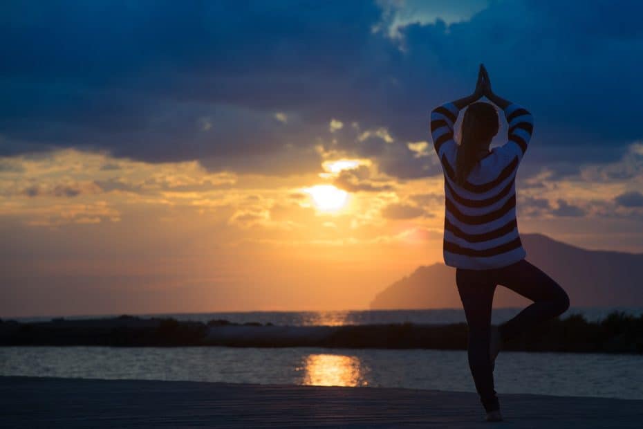 donna, yoga, tramonto