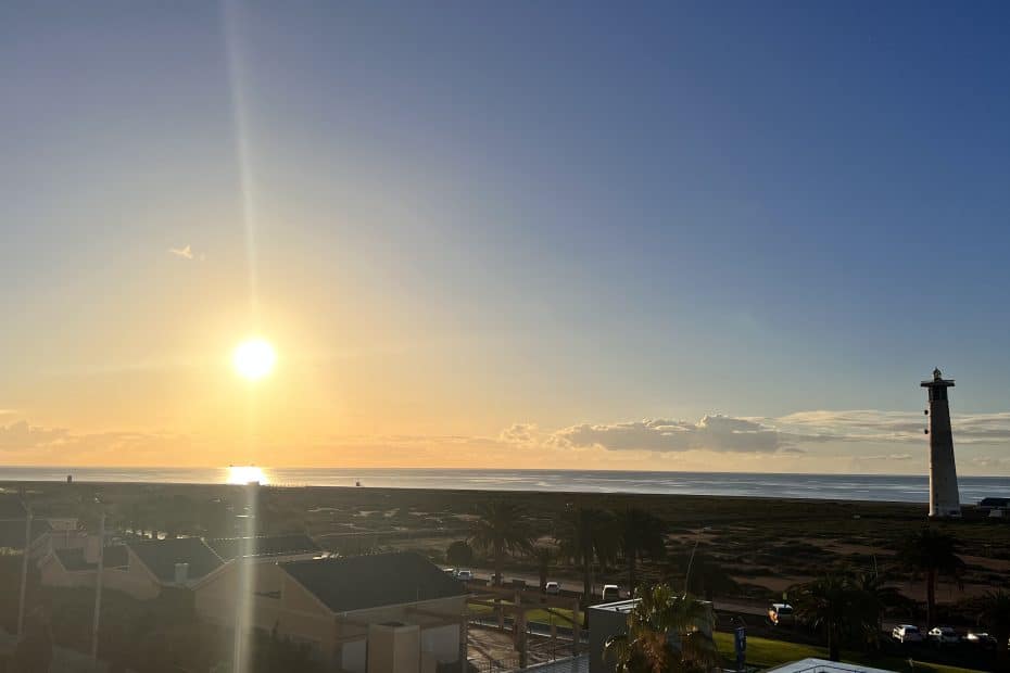 alba - faro - oceano